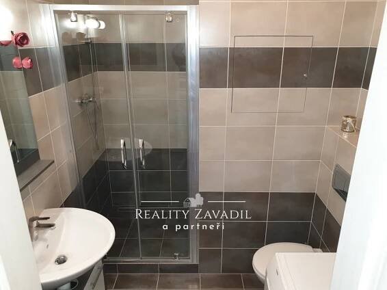Pronájem byty 1+kk, 38 m² - Pardubice - Zelené Předměstí | Reality Zavadil a partneři