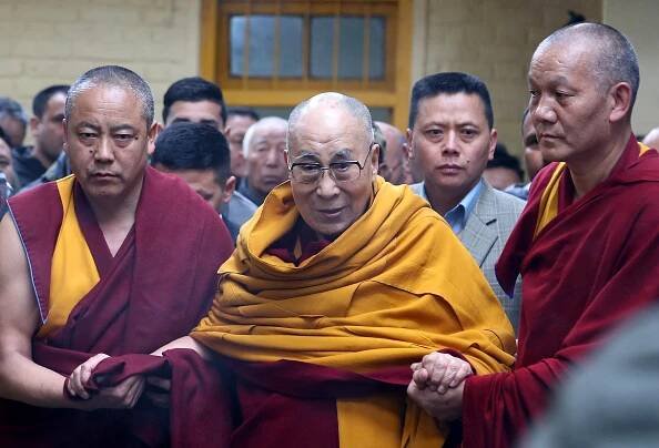 Jedna z duchovních jistot zůstane. Instituce tibetského dalajlamy bude pokračovat