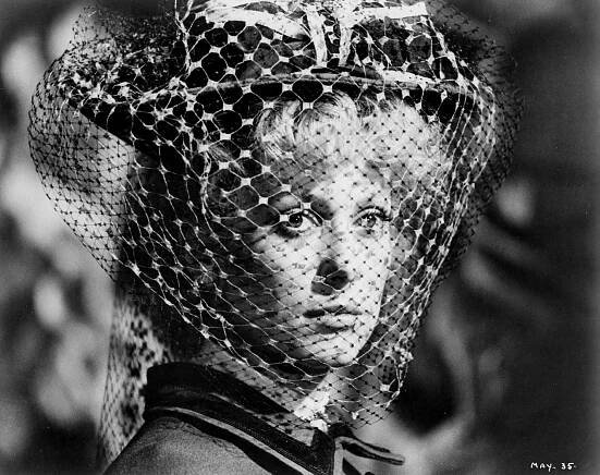Arcivévodská tragédie v Mayerlingu - Z filmu - Catherine Deneuve