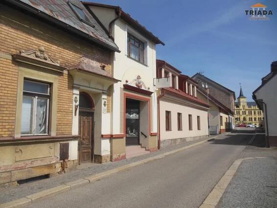 Prodej nebytových prostor v Lomnici nad Popelkou | Triáda Reality