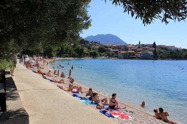SNJEŽANA – apartmán « Chorvatsko Gradac, ubytování Chorvatsko, levné ubytování Chorvatsko Gradac