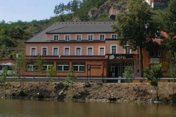 Hotel V Pivovaře, Davle | Hotel.cz