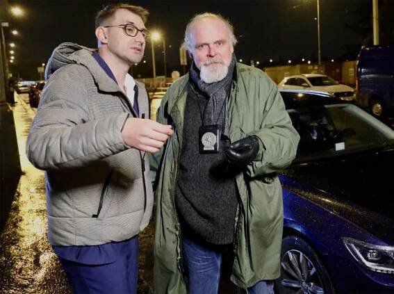 FOTO: Igor Bareš při natáčení videoklipu Janko. – stránka 4