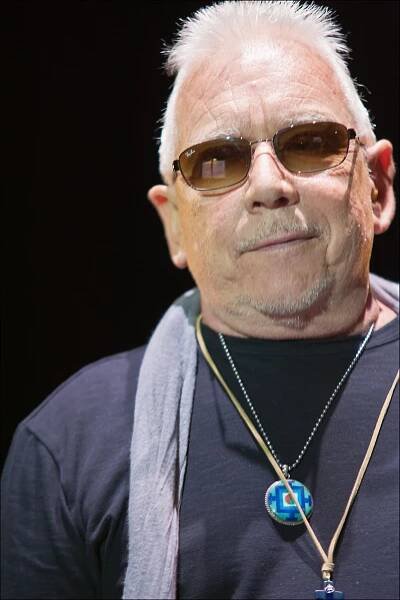 Back Beat - Eric Burdon (E02) (2015)