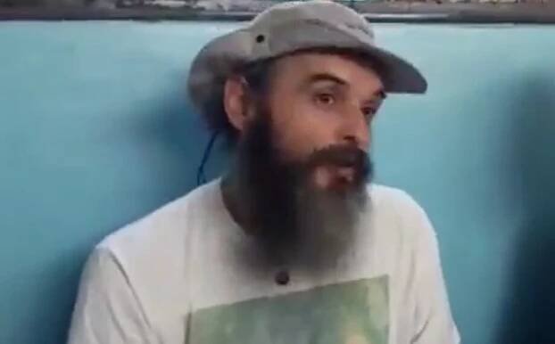 Guru Jára je zpět. Vystupuje v cizině jako mistr Jahra