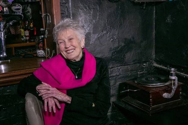 Folk singer Peggy Seeger revamps famous love song inspired by her in 1957 with new version