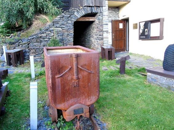 Soubor:Muzeum exteriér.jpg