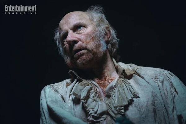 Simon McBurney stars as Herr Knock in director Robert Eggersâ NOSFERATU, a Focus Features release.
