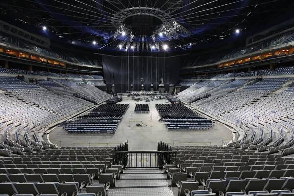 Mám trému, přiznává Karel Gott: Dnes zaplní pražskou O2 arenu!