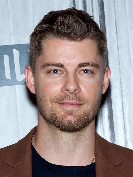 Luke Mitchell - Actor