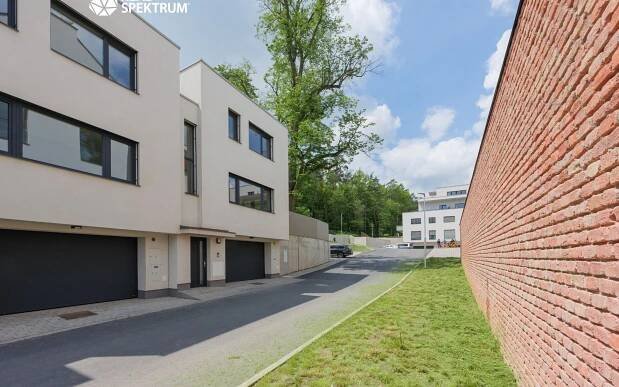 Prodej rodinný dům - Jehnice, Brno, 208 m2