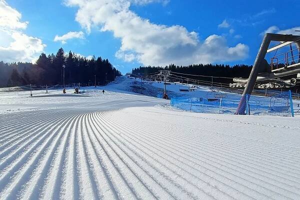 Lyžiarsky výcvik | All Inclusive Ski Jasenská dolina | Wachumba | First moment 30€