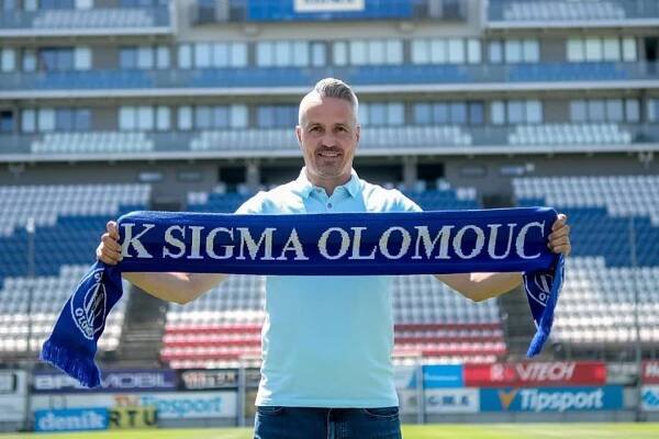 Je vybráno! Trenérem áčka Sigmy Olomouc bude úspěšný kouč béčka Tomáš Janotka