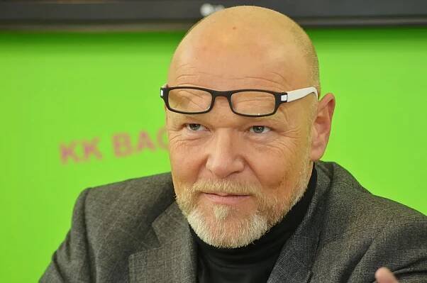 Marek Vašut na zapomenuté fotce z roku 1984 vypadá líp než Arnold Schwarzenegger. Jeho svaly vás ohromí