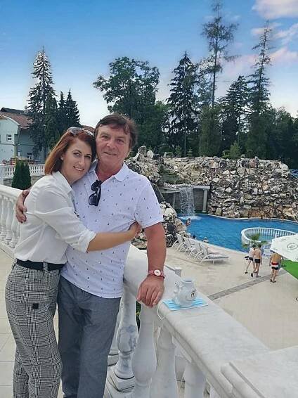 Pět let od svatby slavili v plavkách: Takhle si Pavel Trávníček užíval výročí s manželkou Monikou