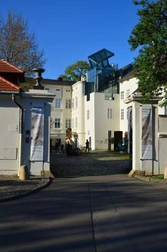muzeum-kampa-galerie-sovovy-mlyny-praha-13