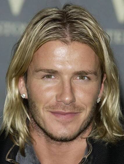 FOTO David Beckham: Pro každý den jiný účes