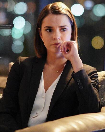 Good Trouble - Denní světlo - Z filmu - Maia Mitchell