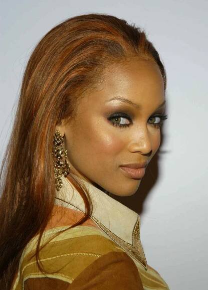 Tyra Banks early 2000s makeup