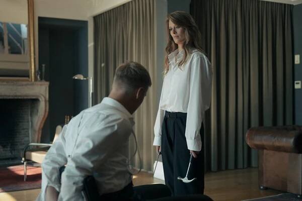 Julia Pietrucha - Langer - Episode 1 - Z filmu