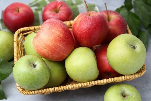 5 Reasons Why Eating an Apple a Day is Good for You - Goodnet