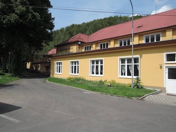 Kulturní dům Nejdek foto 2