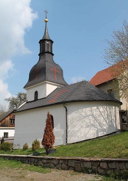 Soubor:Makov, kaple na návsi (2017-04-29; 01).jpg – Wikipedie