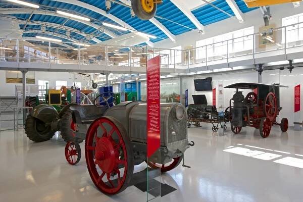 NZM Čáslav - Muzeum zemědělské techniky | Městské lázně Čáslav