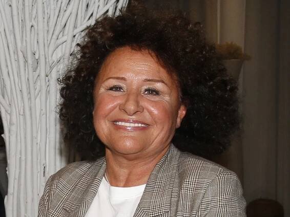 Jitka Zelenková (72) myslí na zadní vrátka. Rozjela prodej triček! - VIPshow