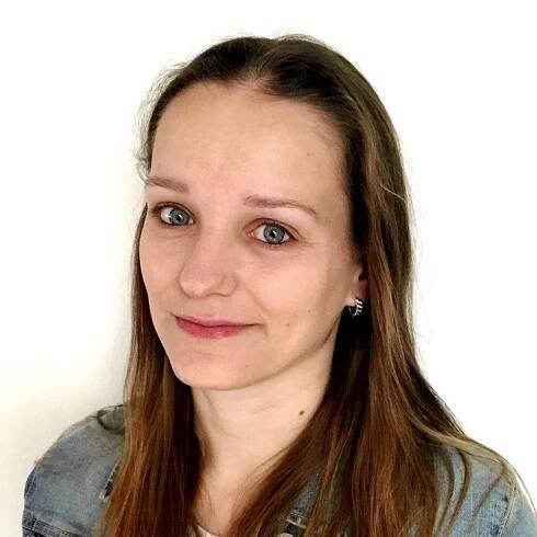 Veronika Štrbová, autor Cestakbydlení