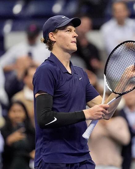 Sinner swats aside Musetti to set up US Open semi-final with Auger-Aliassime
