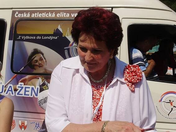 Soubor:Helena Fibingerová Vyškov 2012.jpg – Wikipedie