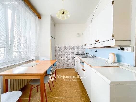 Prodej bytu 2+1 54 m², 17. listopadu, Znojmo