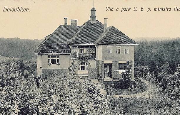 Soubor:Holoubkov Markova vila.jpg – Wikipedie