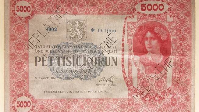 Nejvzácnější je pětitisícikoruna z roku 1919. 