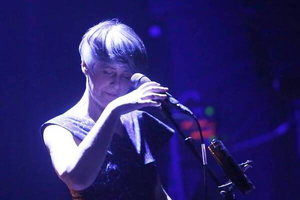 Iva Bittová, Lenka Dusilová a Monika Načeva byly v Brně na pódiu opět Spolu