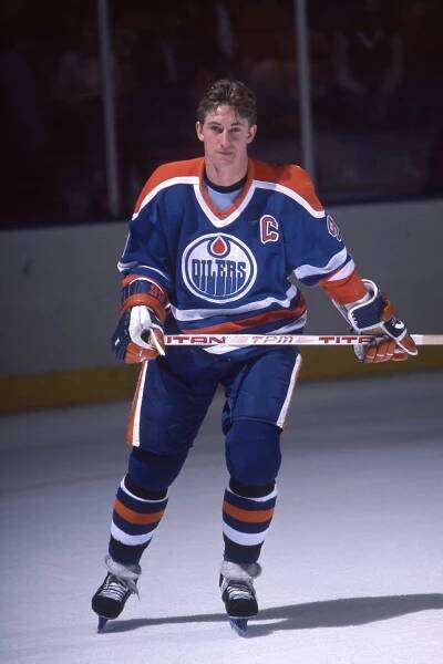 Los Angeles Kings v Edmonton Oilers