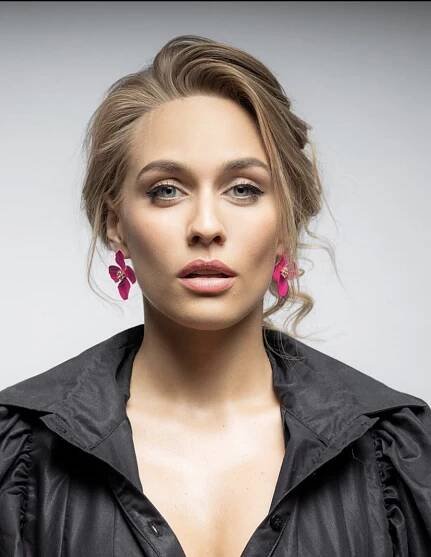 Sara Milfajtová 2media 1