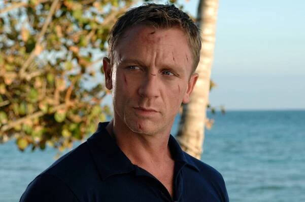 Bond se chystá nejen do filmového chomoutu