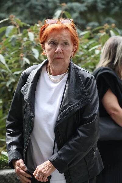 Pohřeb Jany Šulcové (†76), hvězdy komedie století S tebou mě baví svět