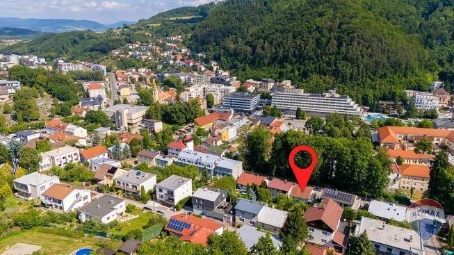 na predaj rodinný dom Trenčianske Teplice centrum pozemok 380m2