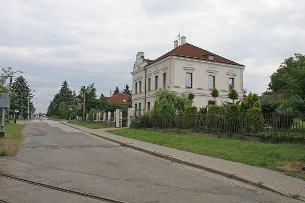 Všestary - počasí, ubytování, foto, obrázky, info, výlety, památky a zajímavosti