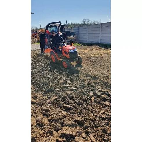 Traktor KUBOTA B1161