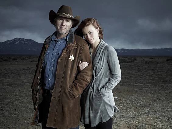 Robert Taylor, Cassidy Freeman - Drsný šerif - Série 2 - Promo