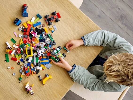 11014 Lego Classic – Kostky a kola | Dráčik - vítejte v internetovém obchodě s hračkami