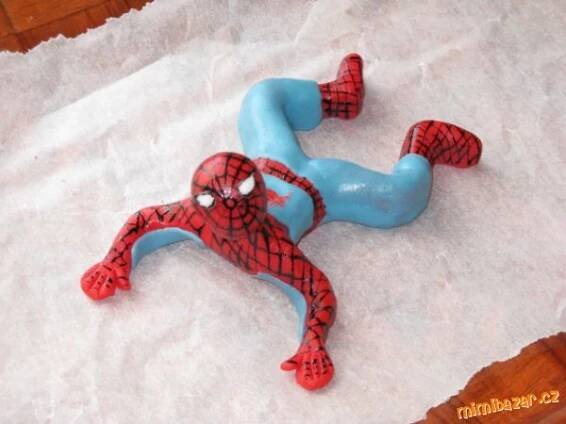 Spiderman připrava na dortík