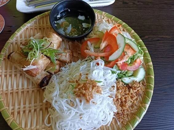 Nem Nem restaurace a sushi bar foto 4