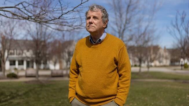 Sherrod Brown Plans to Try for a Senate Comeback in Ohio