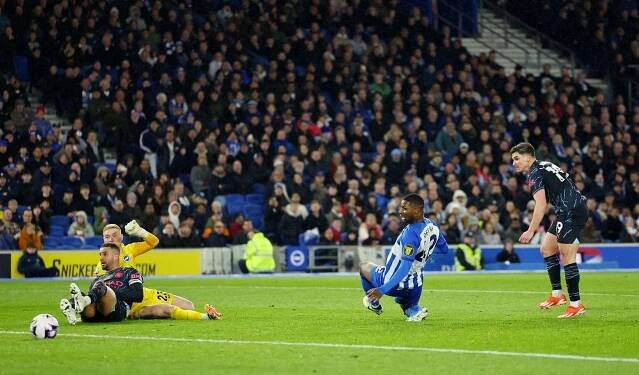 Zahraniční ligy: Manchester City deklasoval Brighton a přiblížil se na bod Arsenalu