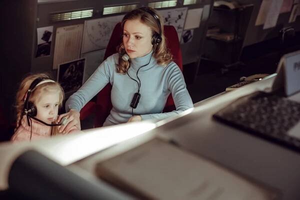Polina Ruděnko, Marija Mironova - Saljut-7 - Z filmu